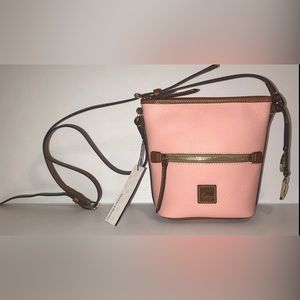 NEW Dooney & Bourke Pebble Grain Zip Sac Shoulder Bag Pale Pink MSRP $215 NWT